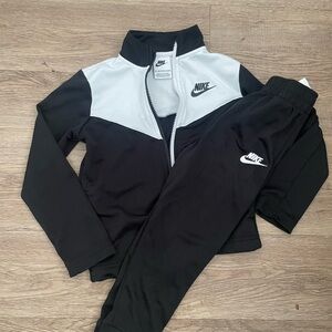 Kids nike set